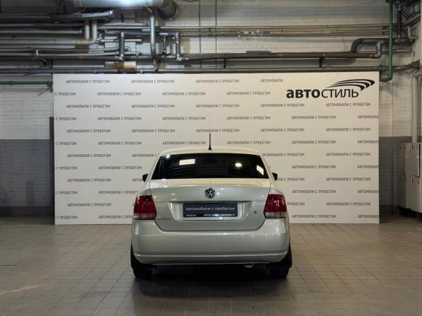 Volkswagen Polo V с пробегом 2014 года, цена 629 000 рублей, 138890 км, седан, Автокод Объявления