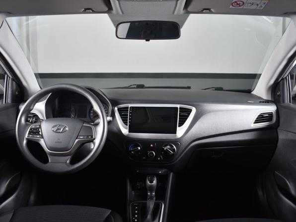 Hyundai Solaris II Рестайлинг с пробегом 2020 года, цена 1 399 999 рублей, 104628 км, седан, Автокод Объявления