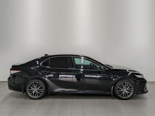 Toyota Camry VIII (XV70) Рестайлинг с пробегом 2021 года, цена 2 790 000 рублей, 156957 км, седан, Автокод Объявления