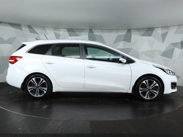 Kia Ceed II Рестайлинг с пробегом 2016 года, цена 1 149 000 рублей, 149337 км, универсал, Автокод Объявления