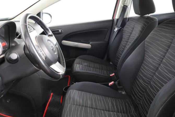 Mazda 2 II (DE) с пробегом 2008 года, цена 649 000 рублей, 144000 км, хэтчбек, Автокод Объявления