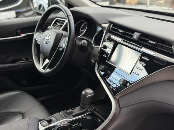 Toyota Camry VIII (XV70) с пробегом 2019 года, цена 2 699 000 рублей, 30000 км, седан, Автокод Объявления