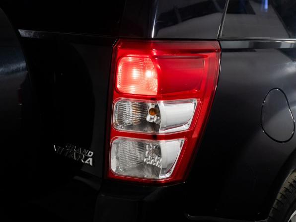Suzuki Grand Vitara II Рестайлинг с пробегом 2011 года, цена 1 265 000 рублей, 289256 км, внедорожник, Автокод Объявления