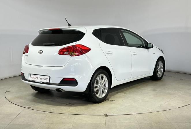Kia Ceed II с пробегом 2013 года, цена 1 199 000 рублей, 136061 км, хэтчбек, Автокод Объявления