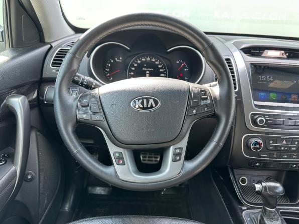 Kia Sorento II Рестайлинг с пробегом 2013 года, цена 1 700 000 рублей, 223309 км, внедорожник, Автокод Объявления