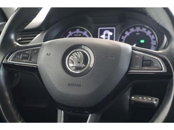 Skoda Octavia III (A7) Рестайлинг с пробегом 2018 года, цена 1 455 000 рублей, 193828 км, лифтбек, Автокод Объявления