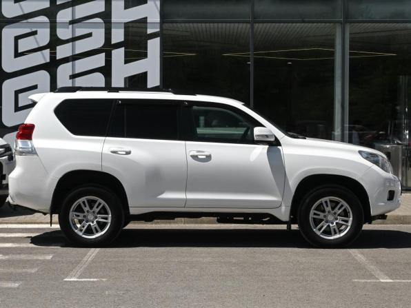 Toyota Land Cruiser Prado 150 Series с пробегом 2012 года, цена 2 940 000 рублей, 272650 км, внедорожник, Автокод Объявления