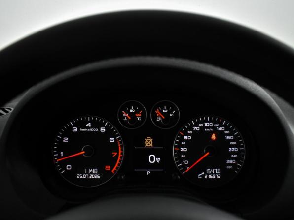 Audi A3 II (8P) Рестайлинг 2 с пробегом 2011 года, цена 499 000 рублей, 216970 км, хэтчбек, Автокод Объявления