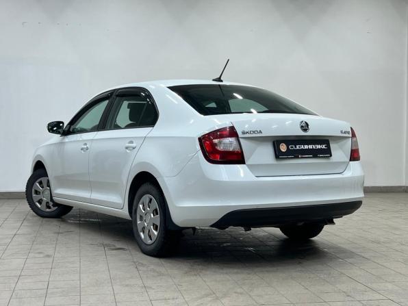 Skoda Rapid I Рестайлинг с пробегом 2019 года, цена 1 085 000 рублей, 85000 км, лифтбек, Автокод Объявления