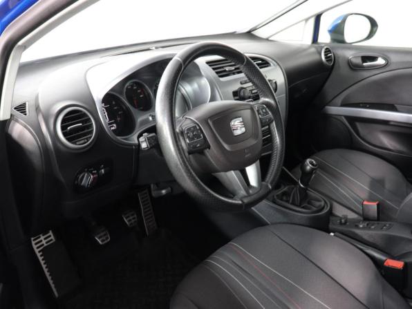 SEAT Leon II Рестайлинг с пробегом 2012 года, цена 827 000 рублей, 116000 км, хэтчбек, Автокод Объявления