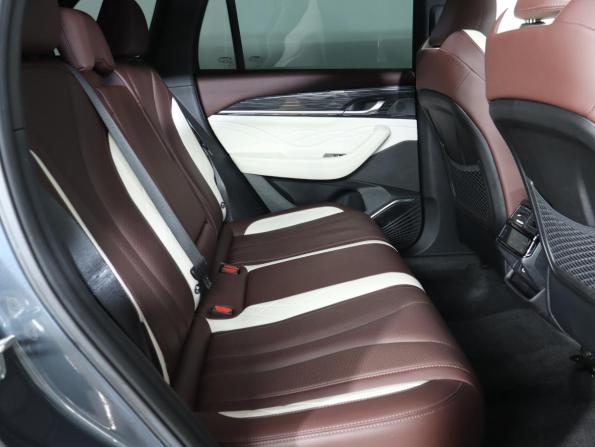 Geely Monjaro I с пробегом 2023 года, цена 3 299 000 рублей, 40000 км, внедорожник, Автокод Объявления