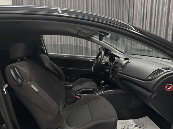 Kia Cerato II с пробегом 2011 года, цена 1 050 000 рублей, 188000 км, купе, Автокод Объявления