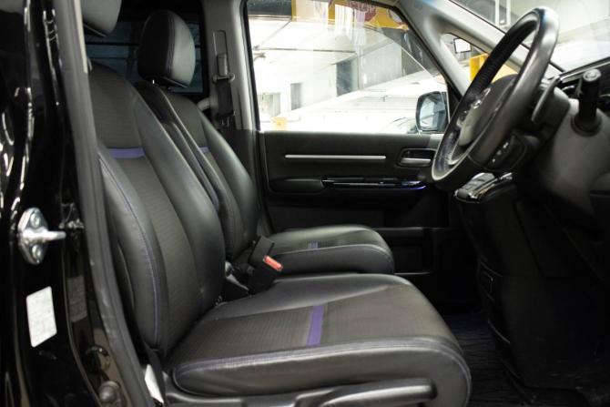 Honda Stepwgn V Рестайлинг с пробегом 2019 года, цена 3 049 000 рублей, 64408 км, минивэн, Автокод Объявления