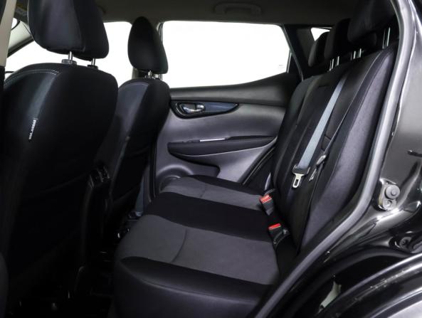 Nissan Qashqai II с пробегом 2018 года, цена 1 828 000 рублей, 70135 км, внедорожник, Автокод Объявления