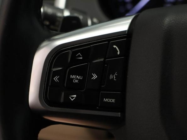 Land Rover Discovery Sport I с пробегом 2017 года, цена 2 475 000 рублей, 107420 км, внедорожник, Автокод Объявления