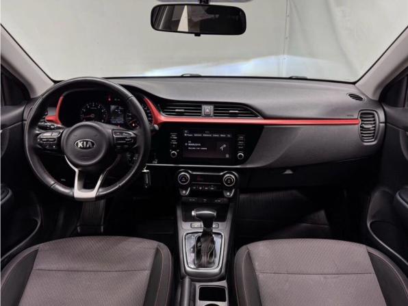 Kia Rio IV Рестайлинг с пробегом 2021 года, цена 1 550 000 рублей, 46180 км, хэтчбек, Автокод Объявления