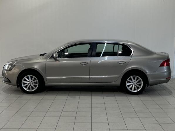 Skoda Superb II Рестайлинг с пробегом 2014 года, цена 1 275 000 рублей, 168101 км, лифтбек, Автокод Объявления
