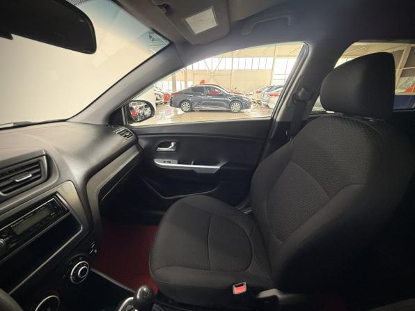 Kia Rio III с пробегом 2013 года, цена 595 000 рублей, 237757 км, хэтчбек, Автокод Объявления