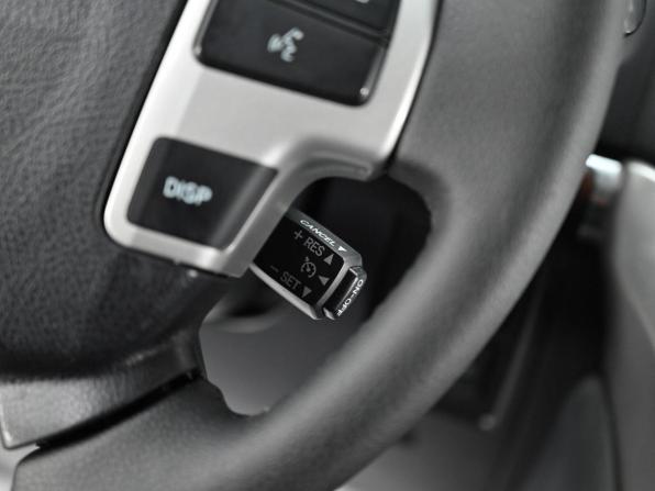 Toyota Land Cruiser 200 Series Рестайлинг 1 с пробегом 2015 года, цена 2 599 000 рублей, 118131 км, внедорожник, Автокод Объявления