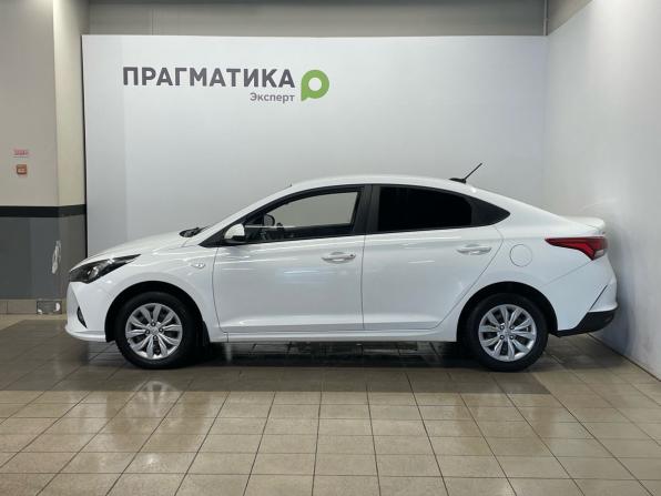 Hyundai Solaris II с пробегом 2020 года, цена 1 229 000 рублей, 133000 км, седан, Автокод Объявления