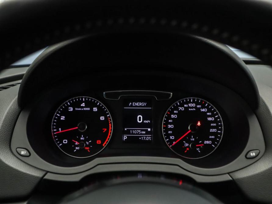 Audi Q3 I (8U) Рестайлинг Москва  - изображение 11