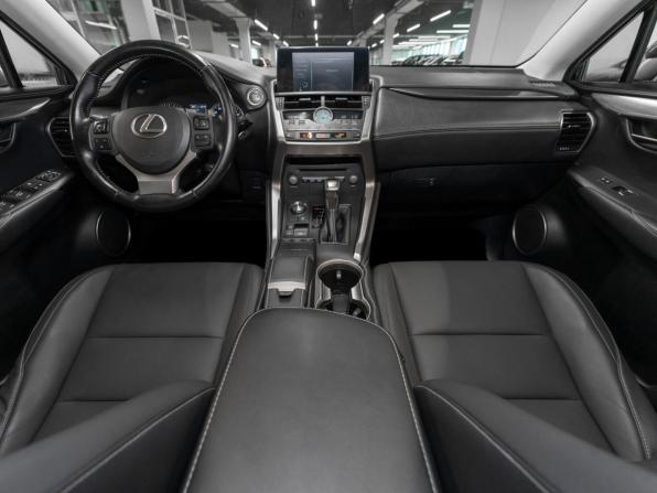 Lexus NX I Рестайлинг с пробегом 2018 года, цена 3 490 000 рублей, 111818 км, внедорожник, Автокод Объявления