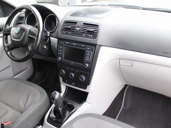 Skoda Yeti I с пробегом 2011 года, цена 739 000 рублей, 233723 км, внедорожник, Автокод Объявления