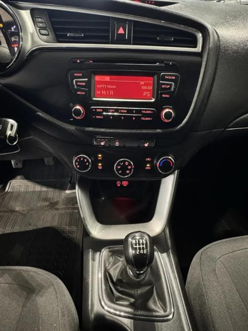 Kia Ceed II Рестайлинг Великий Новгород  - изображение 16