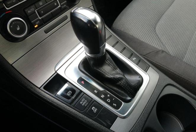 Volkswagen Passat B7 с пробегом 2011 года, цена 900 000 рублей, 268583 км, седан, Автокод Объявления