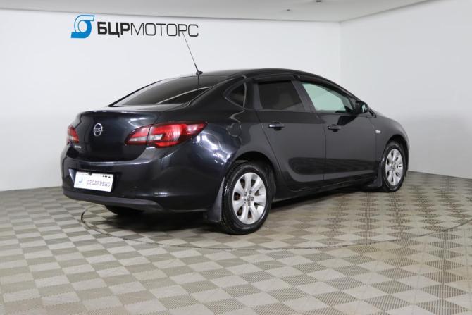 Opel Astra J Рестайлинг с пробегом 2014 года, цена 629 990 рублей, 184666 км, седан, Автокод Объявления