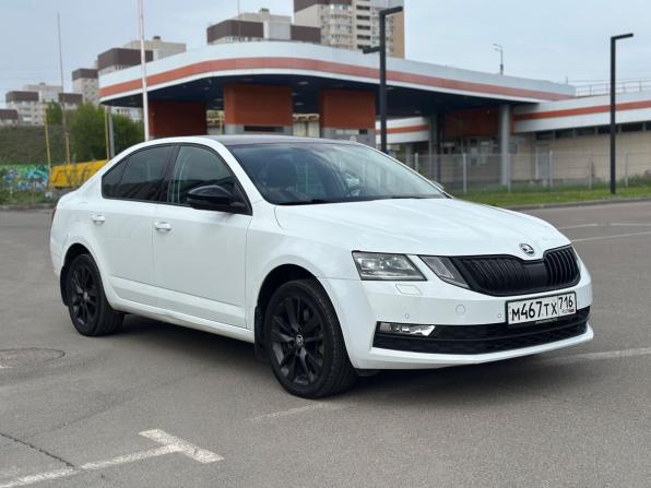 Skoda Octavia III (A7) Рестайлинг с пробегом 2018 года, цена 1 350 000 рублей, 212485 км, лифтбек, Автокод Объявления