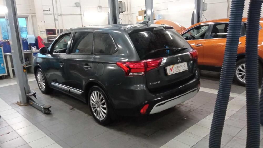 Mitsubishi Outlander III Рестайлинг 3 Санкт-Петербург  - изображение 4