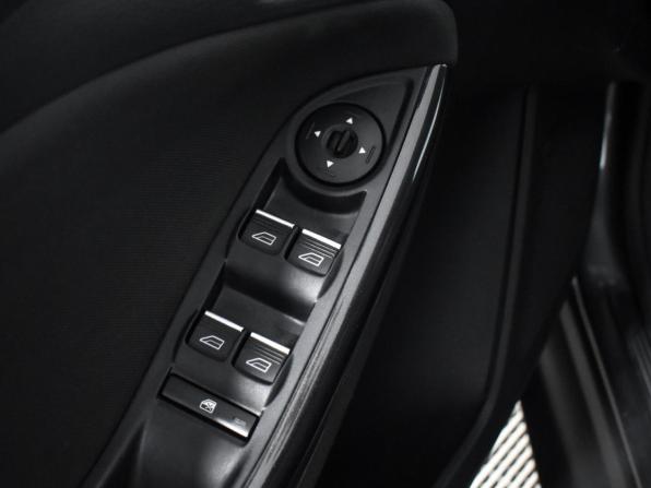 Ford Focus III Рестайлинг с пробегом 2018 года, цена 879 000 рублей, 227016 км, универсал, Автокод Объявления