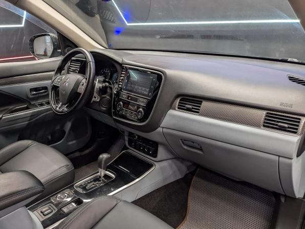 Mitsubishi Outlander III Рестайлинг 3 с пробегом 2019 года, цена 2 050 000 рублей, 102892 км, внедорожник, Автокод Объявления