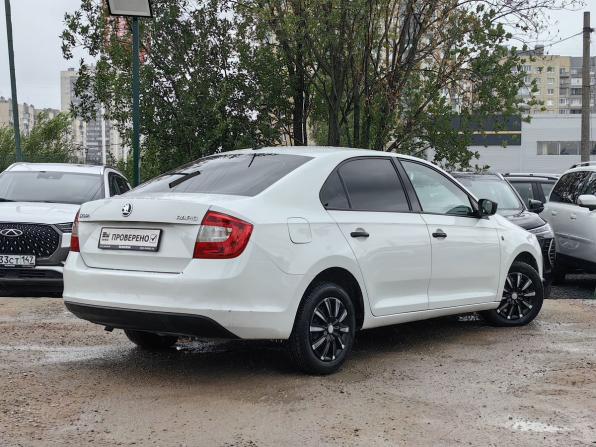 Skoda Rapid I с пробегом 2016 года, цена 459 000 рублей, 392208 км, лифтбек, Автокод Объявления