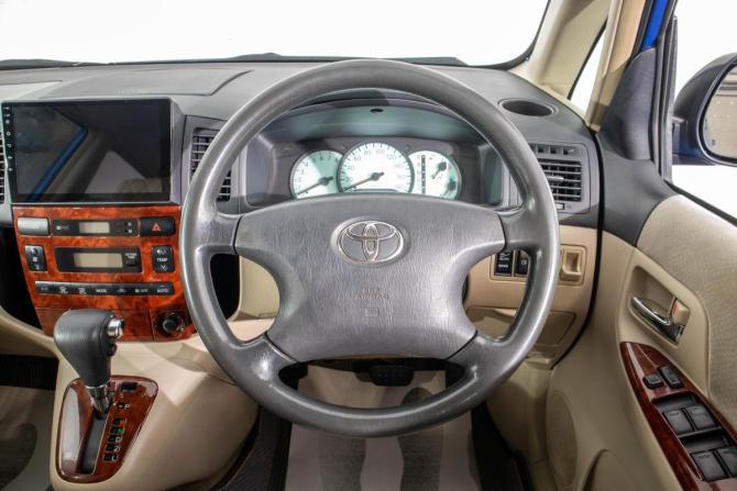 Toyota Corolla Spacio II с пробегом 2001 года, цена 499 000 рублей, 400000 км, компактвэн, Автокод Объявления