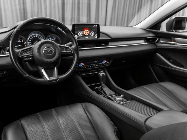 Mazda 6 III (GJ) Рестайлинг 2 с пробегом 2021 года, цена 2 810 000 рублей, 94389 км, седан, Автокод Объявления