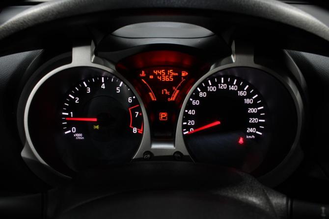Nissan Juke I с пробегом 2013 года, цена 1 150 000 рублей, 44514 км, внедорожник, Автокод Объявления