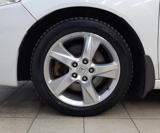 Honda Accord VIII Рестайлинг с пробегом 2012 года, цена 1 419 000 рублей, 228596 км, седан, Автокод Объявления
