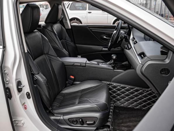 Lexus ES VII с пробегом 2018 года, цена 3 120 000 рублей, 137486 км, седан, Автокод Объявления