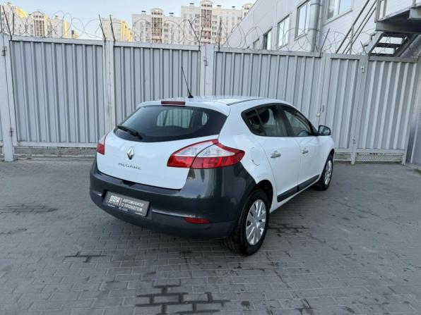 Renault Megane III с пробегом 2010 года, цена 529 000 рублей, 286703 км, хэтчбек, Автокод Объявления
