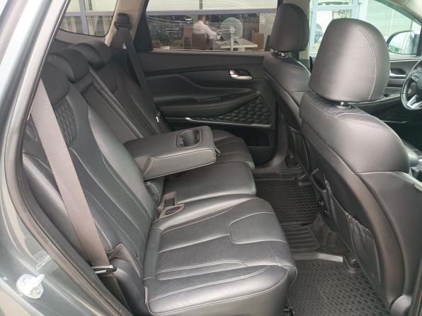 Hyundai Santa Fe IV с пробегом 2019 года, цена 2 780 000 рублей, 152360 км, внедорожник, Автокод Объявления