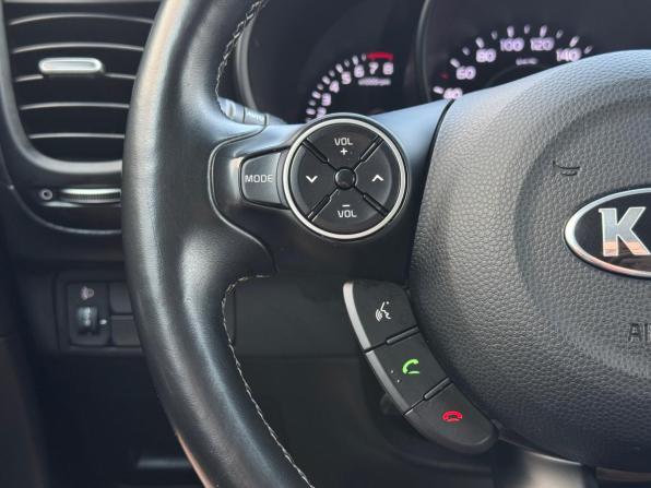 Kia Soul II Рестайлинг с пробегом 2018 года, цена 1 400 000 рублей, 82974 км, хэтчбек, Автокод Объявления