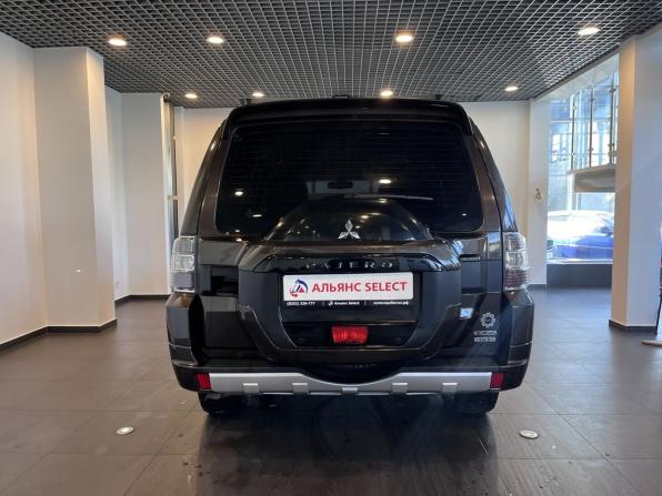 Mitsubishi Pajero IV Рестайлинг 2 с пробегом 2017 года, цена 3 170 000 рублей, 128789 км, внедорожник, Автокод Объявления