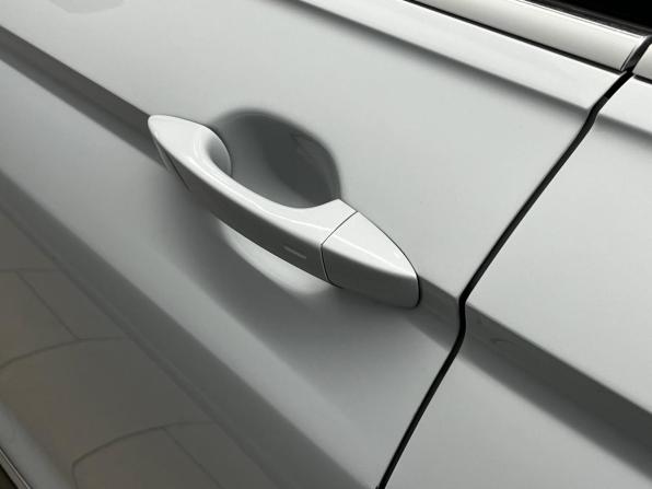 Volkswagen Tiguan II с пробегом 2018 года, цена 1 880 000 рублей, 98836 км, внедорожник, Автокод Объявления