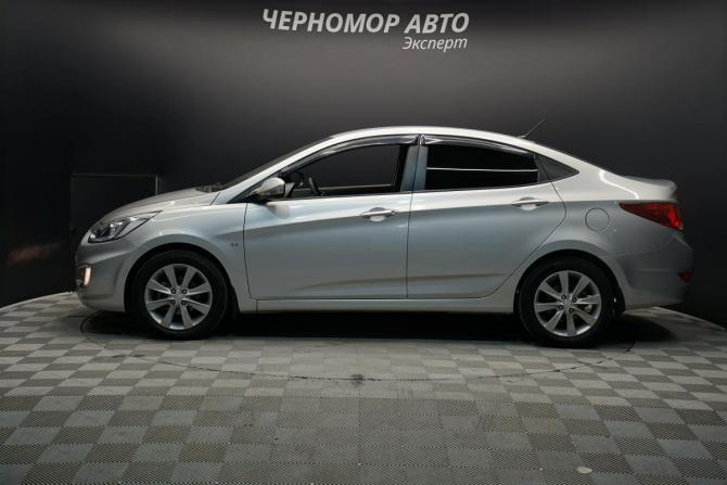 Hyundai Solaris I с пробегом 2013 года, цена 1 090 000 рублей, 78000 км, седан, Автокод Объявления