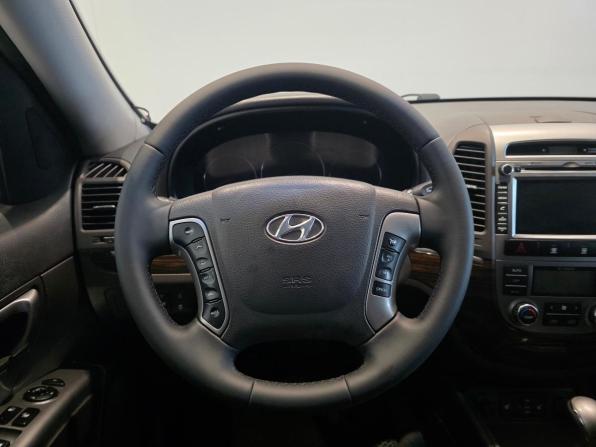 Hyundai Santa Fe II Рестайлинг с пробегом 2012 года, цена 1 729 000 рублей, 152040 км, внедорожник, Автокод Объявления