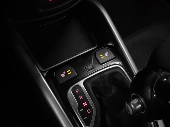 Kia Soul I Рестайлинг с пробегом 2012 года, цена 800 000 рублей, 316315 км, хэтчбек, Автокод Объявления
