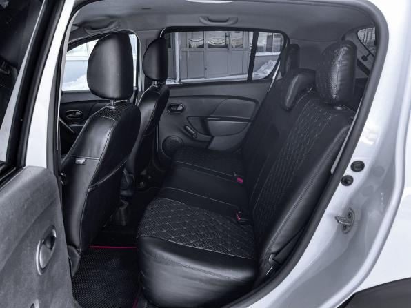 Renault Sandero II Рестайлинг с пробегом 2019 года, цена 960 000 рублей, 92581 км, хэтчбек, Автокод Объявления