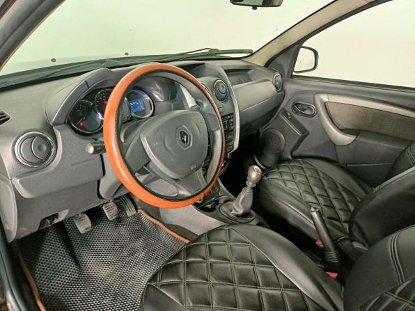 Renault Duster I Рестайлинг с пробегом 2015 года, цена 895 000 рублей, 195280 км, внедорожник, Автокод Объявления